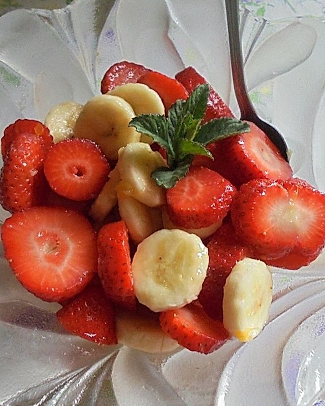 Erdbeer-Bananen Salat