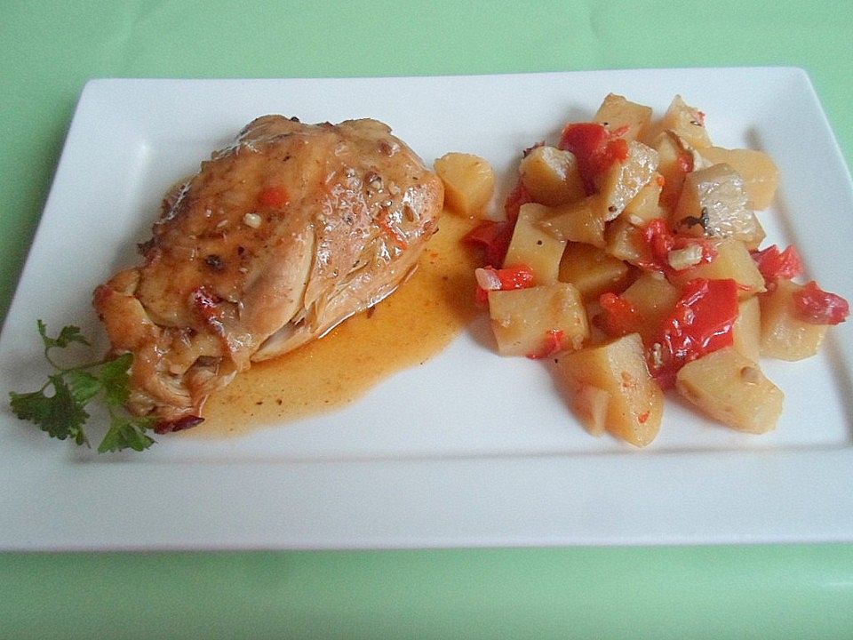 Hähnchenkeulen mit Kartoffeln und Paprika von dodokocht2014| Chefkoch