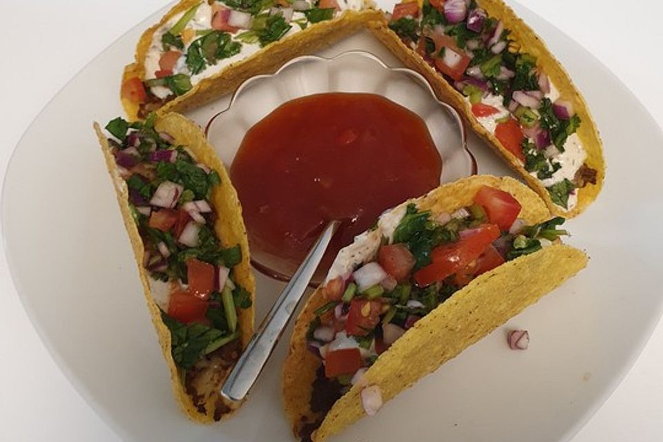 Hackfleisch-Tacos