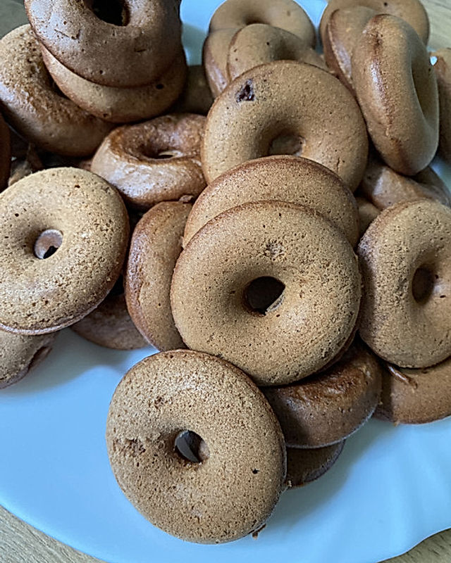 Nutella-Donuts mit Orangensaftglasur