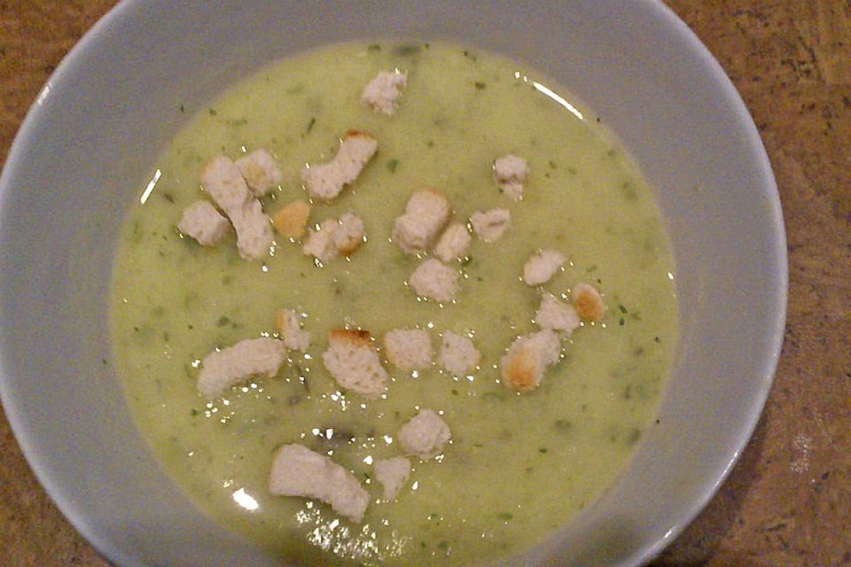 Kartoffel-Bärlauch-Suppe