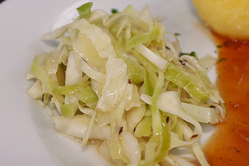 Weißkohlsalat