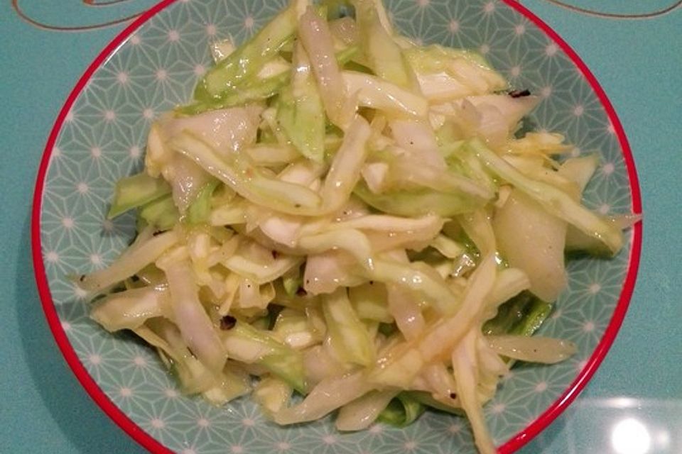 Weißkohlsalat