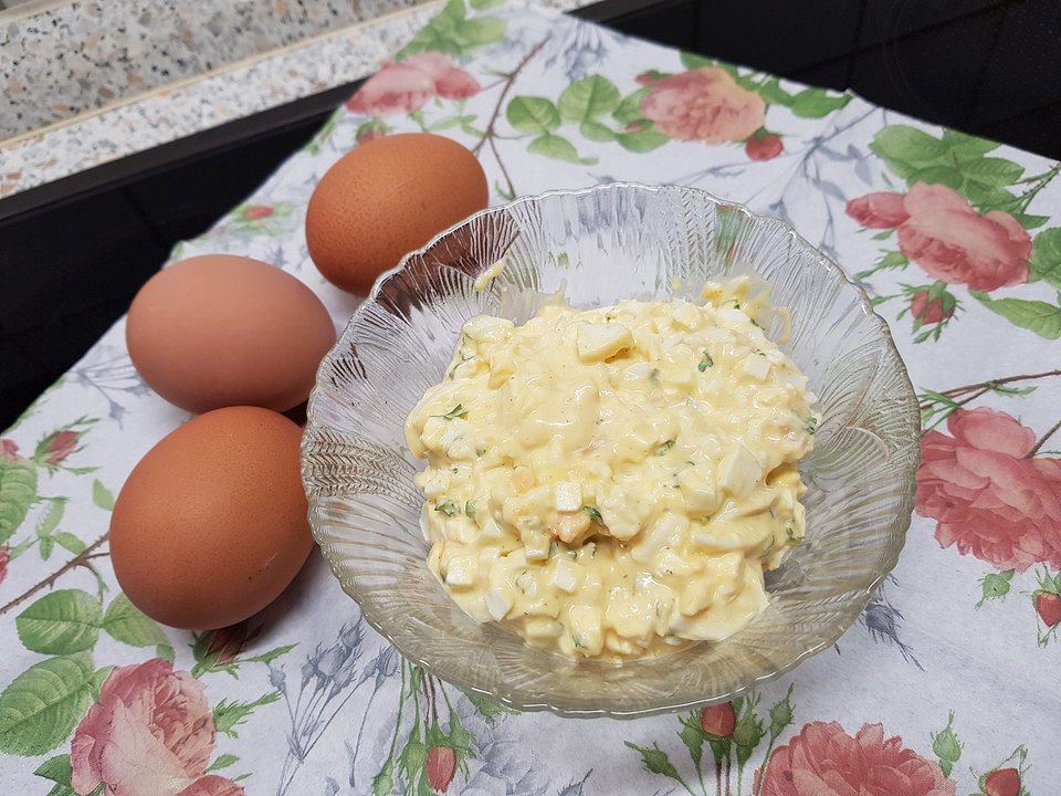 Eiersalat mit Schnittlauch und Petersilie von kallewiersch2014| Chefkoch
