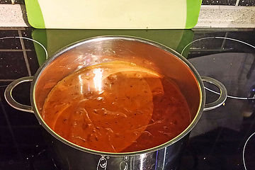 Tomatensoße megaeinfach mit dem Lecker-Effekt, schön cremig
