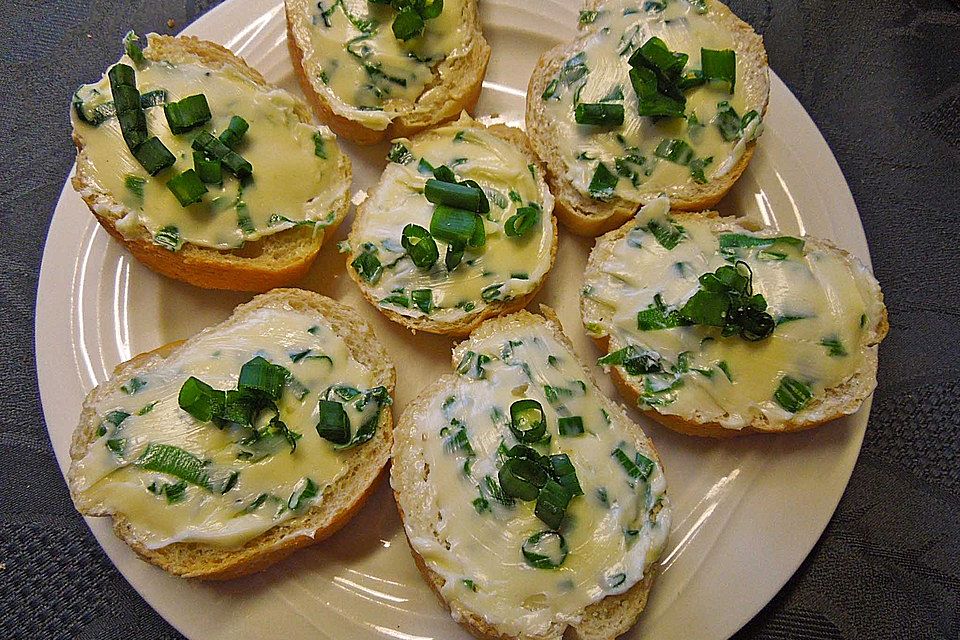 Frühlingszwiebel-Butter