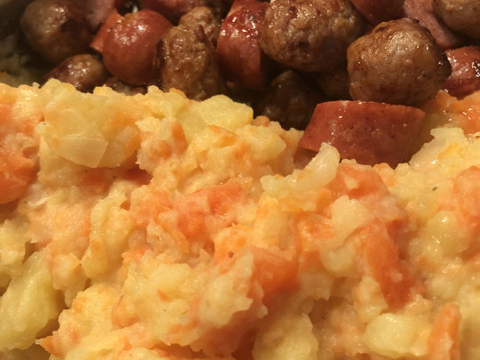 Kartoffel-Möhren-Stampf mit Mettenden und Bratwurstbällchen von aramis ...