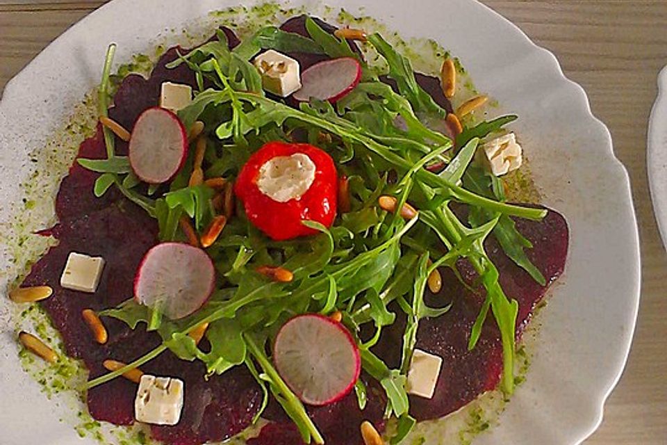 Rote Bete Carpaccio mit Rucola