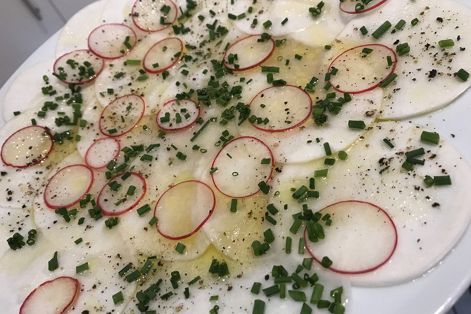 Mairübchen-Carpaccio