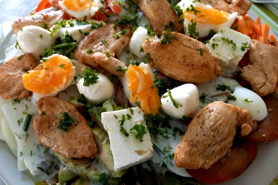 Bauernsalat mit Hähnchenbrustfilet