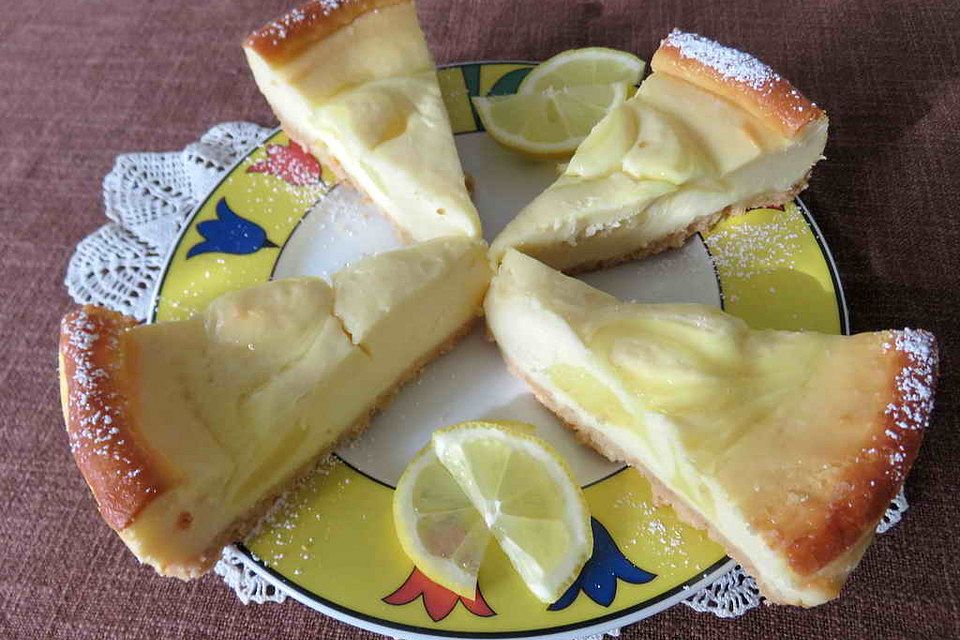 Amerikanischer Lemon Bar Cheesecake