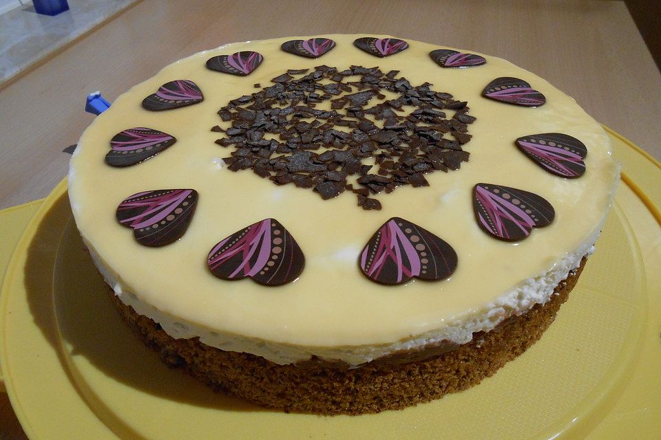 Eierlikör-Kirsch-Sahne-Torte