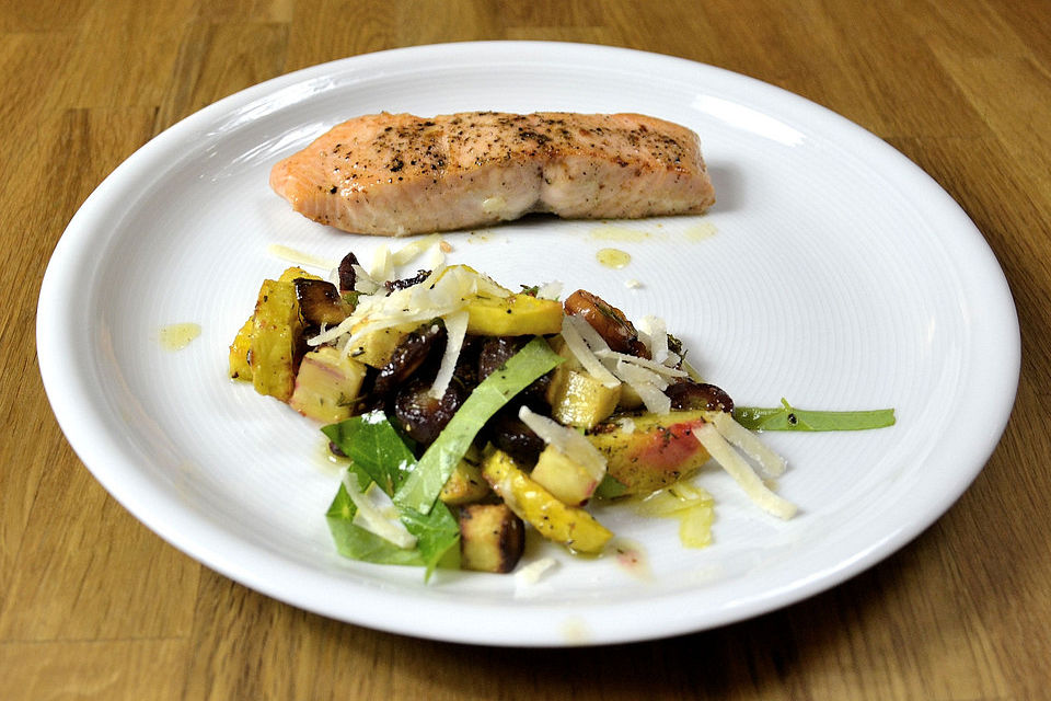 Kartoffelsalat mit Rote Bete und bunten Möhren