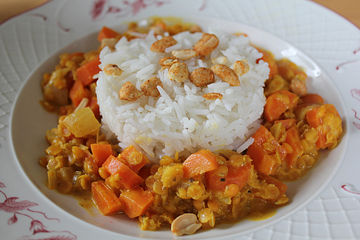 Einfaches Linsencurry mit Lachs und Reis