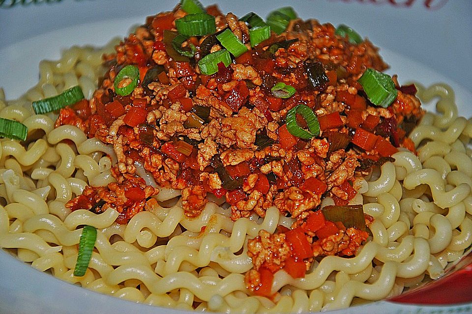 Puten-Bolognese Thai-Style