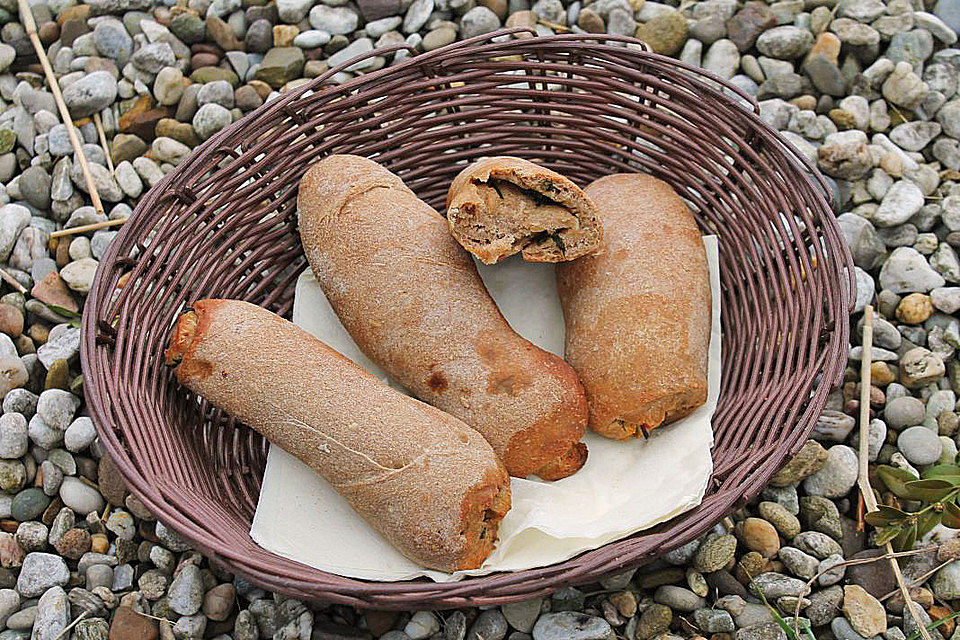 Knoblauchstangerl Knoblauchstangerl