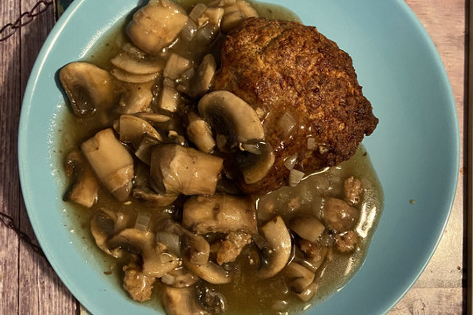 Amerikanische Salisbury Steaks mit brauner Sauce