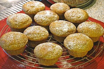 Getränkte Zitronen-Buttermilch-Muffins
