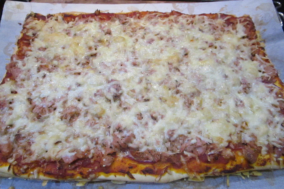 Pizzateig aus Thunfisch