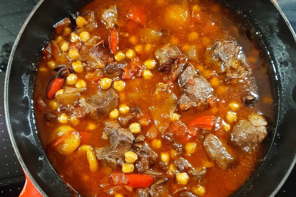 Lamm-Tajine mit Aprikosen und Rosinen