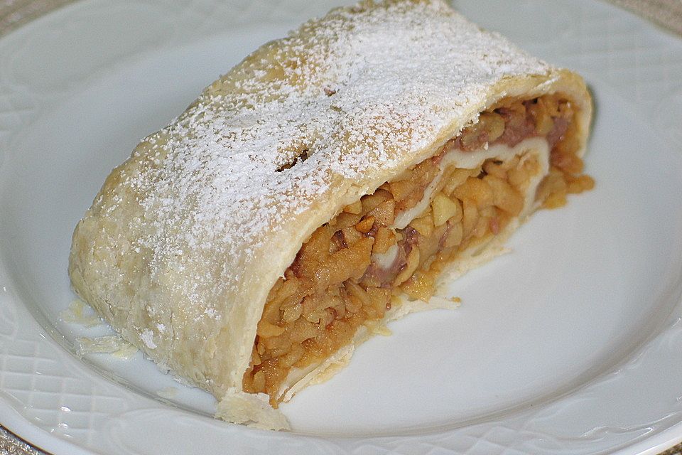 Apfelstrudel "Paula" mit Blätterteig