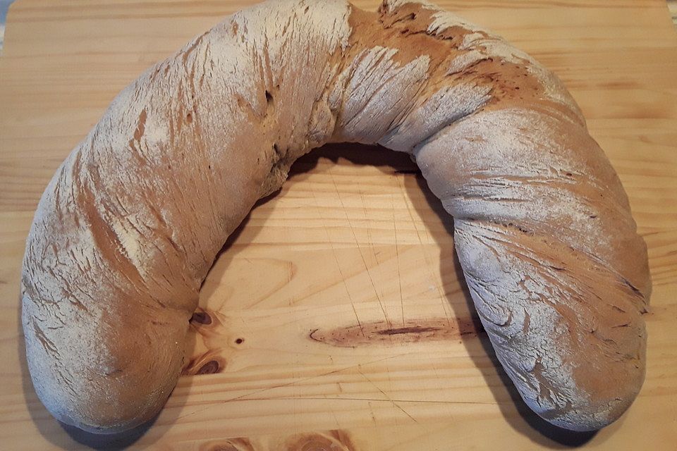 Gedrehtes Stangenbrot