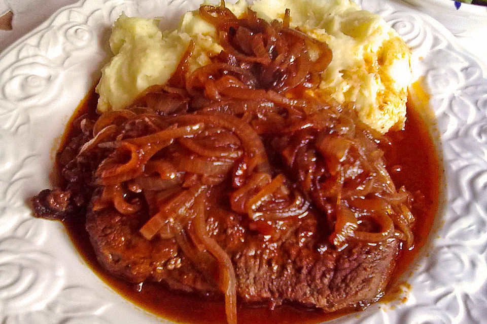 Zwiebelrostbraten vom Roastbeef