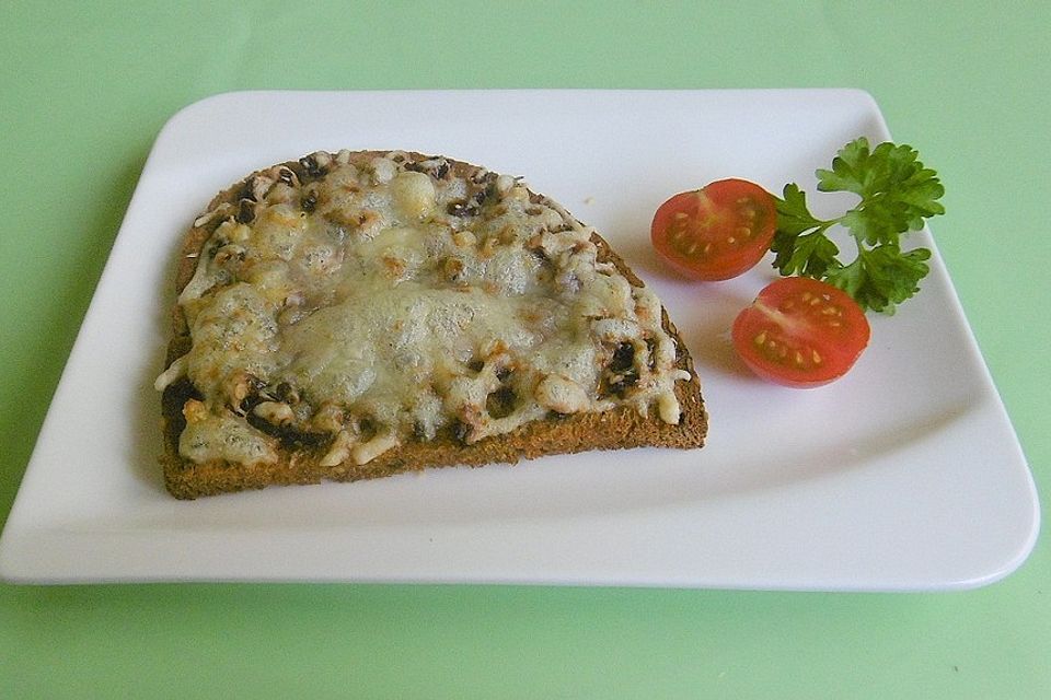 Smokeys Eiweiß-Brot mit getrockneten Tomaten