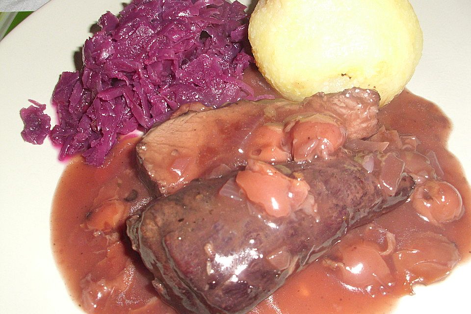 Hirschbraten mit Kirschsoße