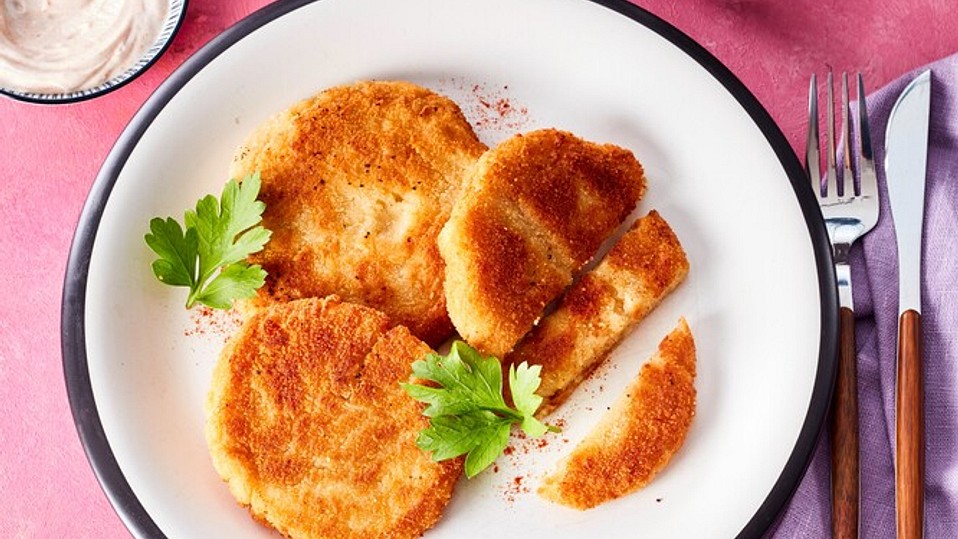 veganes-blumenkohl-sellerie-schnitzel