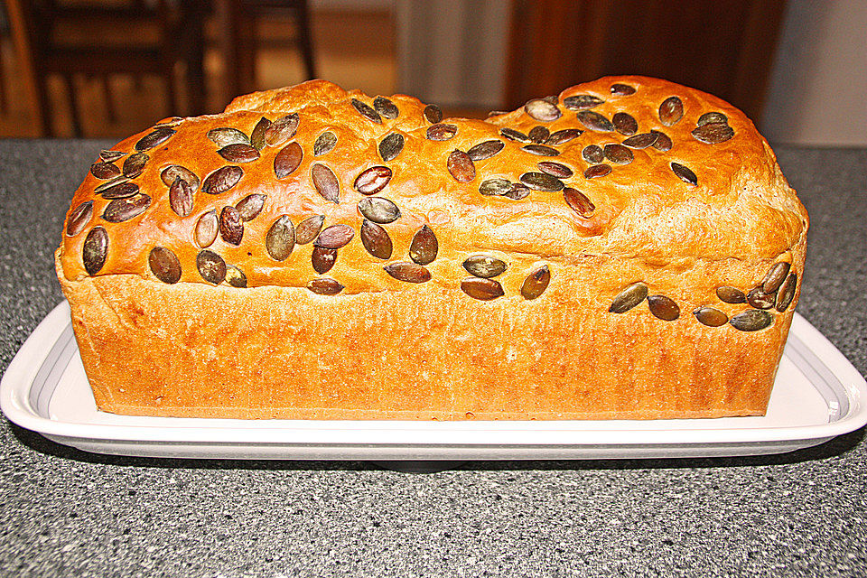 Dinkel-Kürbis-Brot