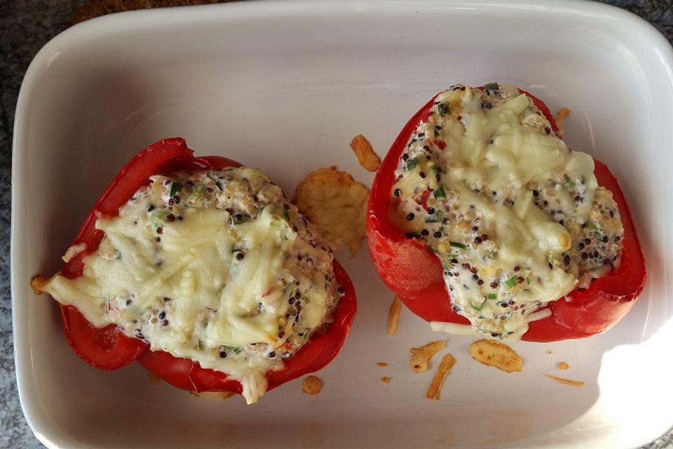 Gefüllte Paprika mit Quinoa