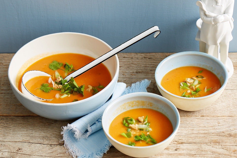 Westafrikanische Erdnuss-Suppe