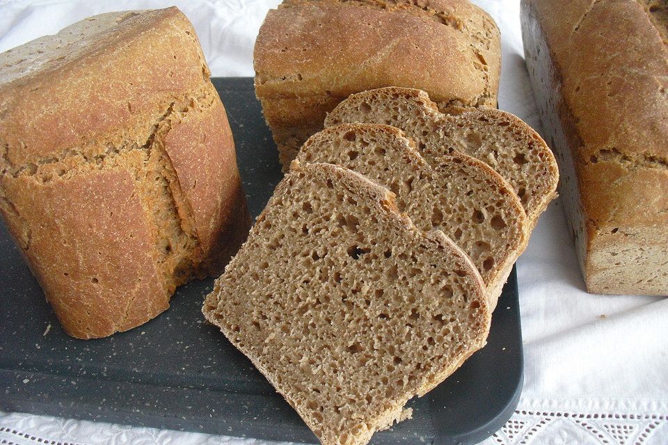 Reines Roggenbrot mit Sauerteig