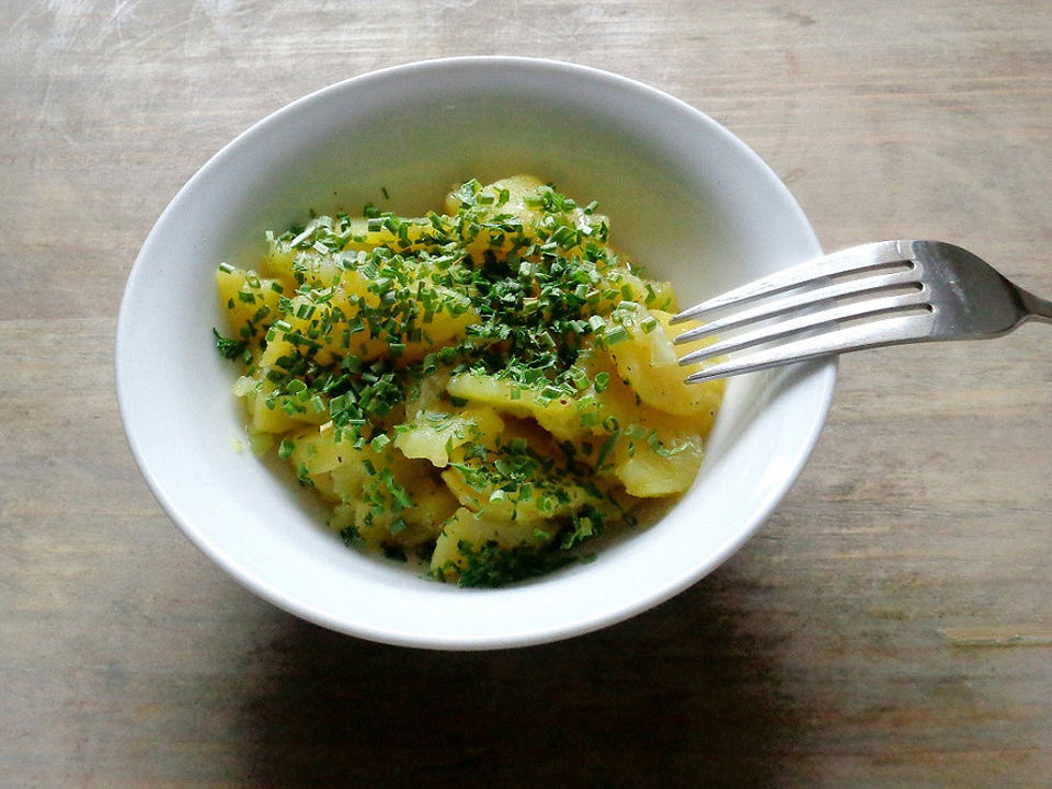 Kartoffelsalat mit veganem Mayo-Dressing von vogelbeere91 | Chefkoch