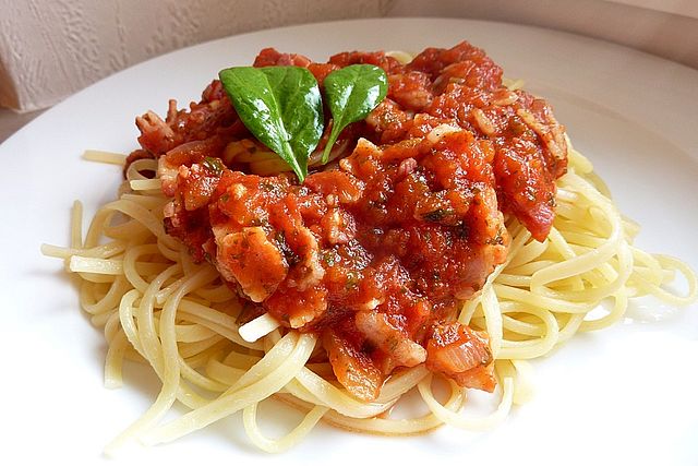 Tomatensosse Mit Speck