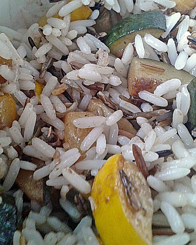 Reis oder Nudeln mit schneller Zucchini-Soße