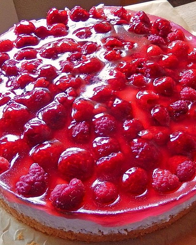 Schnelle Himbeer-Joghurt-Torte