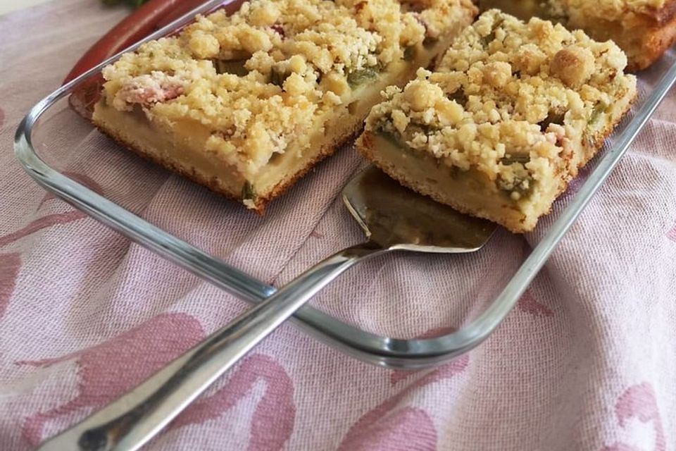 Rhabarber-Streusel-Kuchen