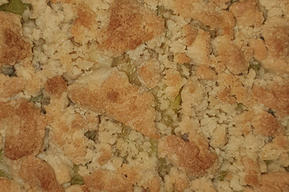 Rhabarber-Streusel-Kuchen