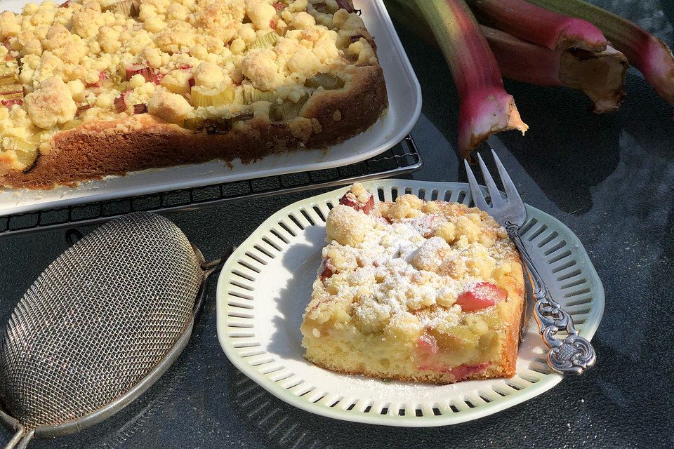 Rhabarber-Streusel-Kuchen