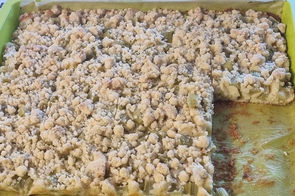 Rhabarber-Streusel-Kuchen