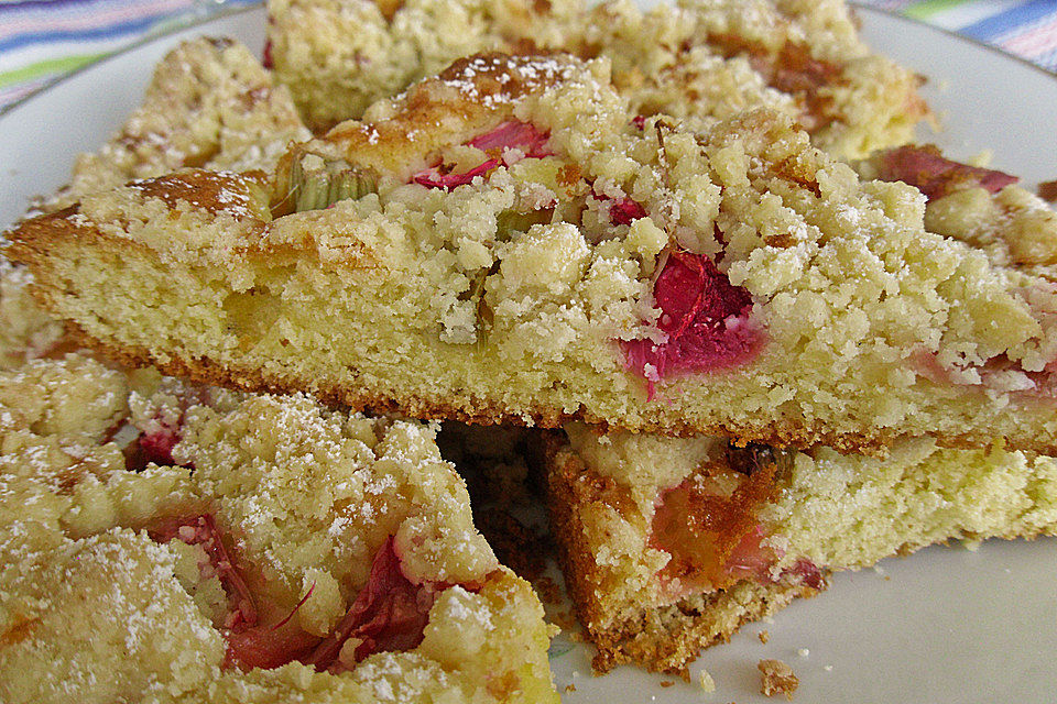 Rhabarber-Streusel-Kuchen