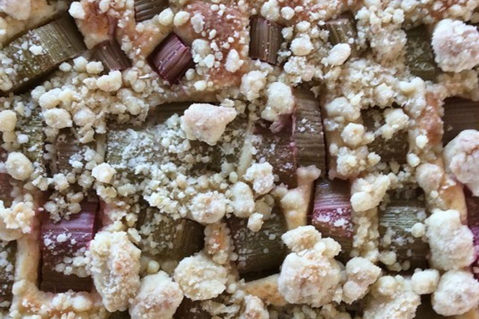 Rhabarber-Streusel-Kuchen