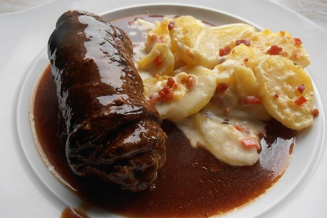 Rinderrouladen in Rotweinsauce von foranangel| Chefkoch