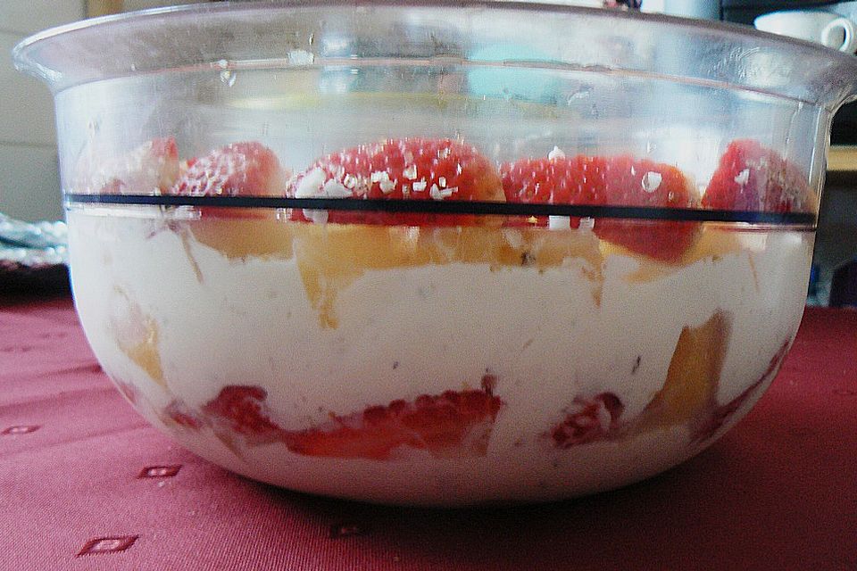 Ananas - Kokos Trifle