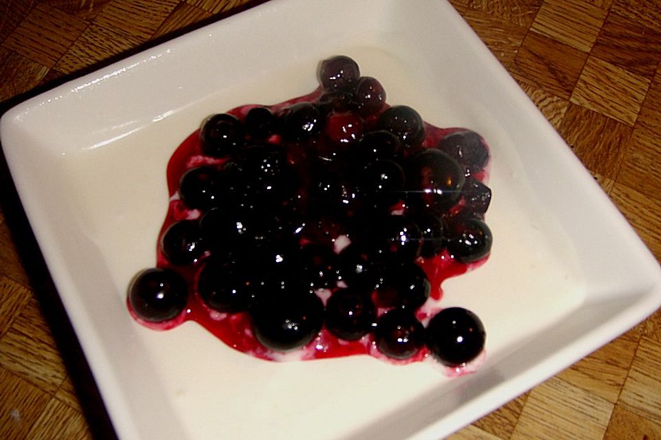 Buttermilch - Zitronenmousse Buttermilch - Zitronenmousse