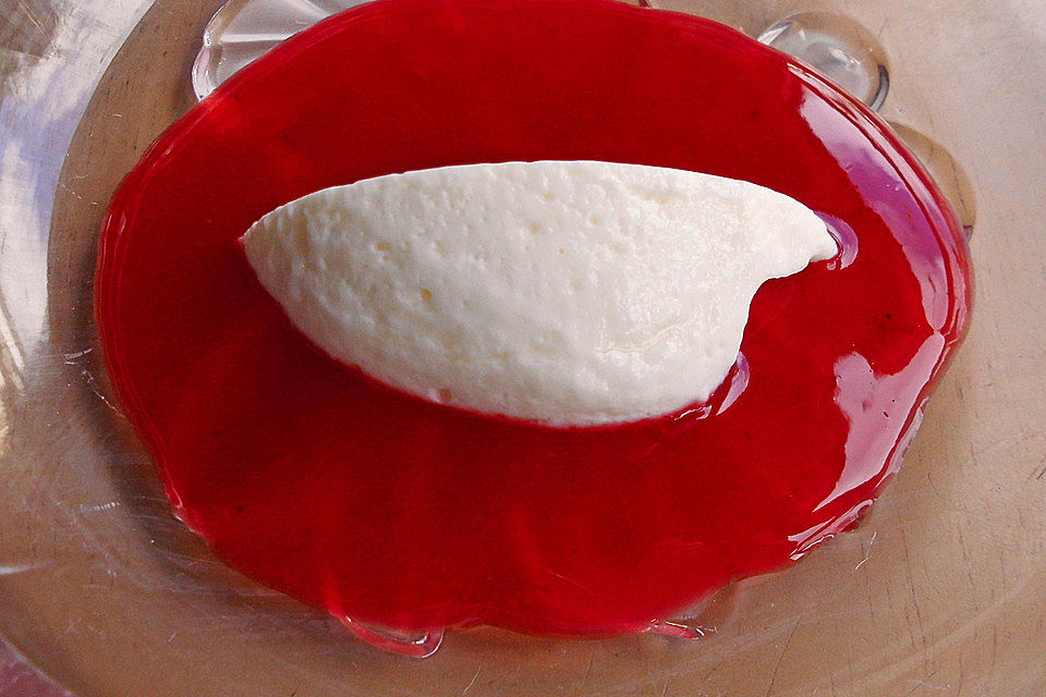 Buttermilch - Zitronenmousse Buttermilch - Zitronenmousse