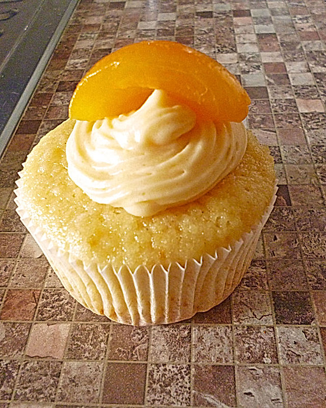 Aprikosen-Orangen Cupcakes mit Buttercreme