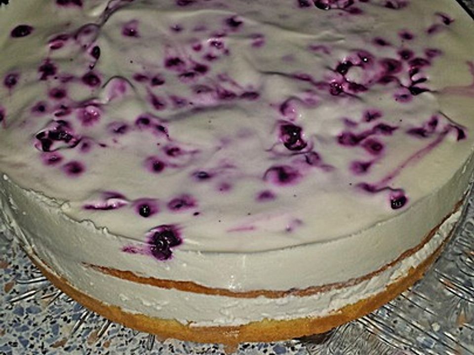 Joghurt-Heidelbeer-Torte von totalstephie| Chefkoch